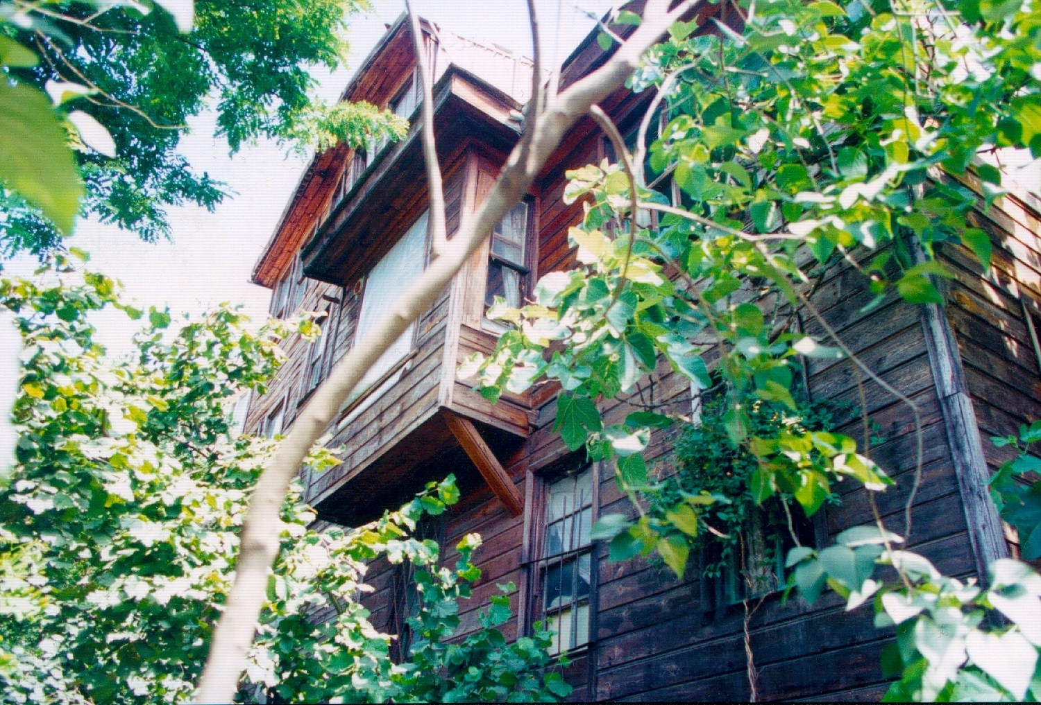 The house Feza Gürsey grew up in Otağtepe