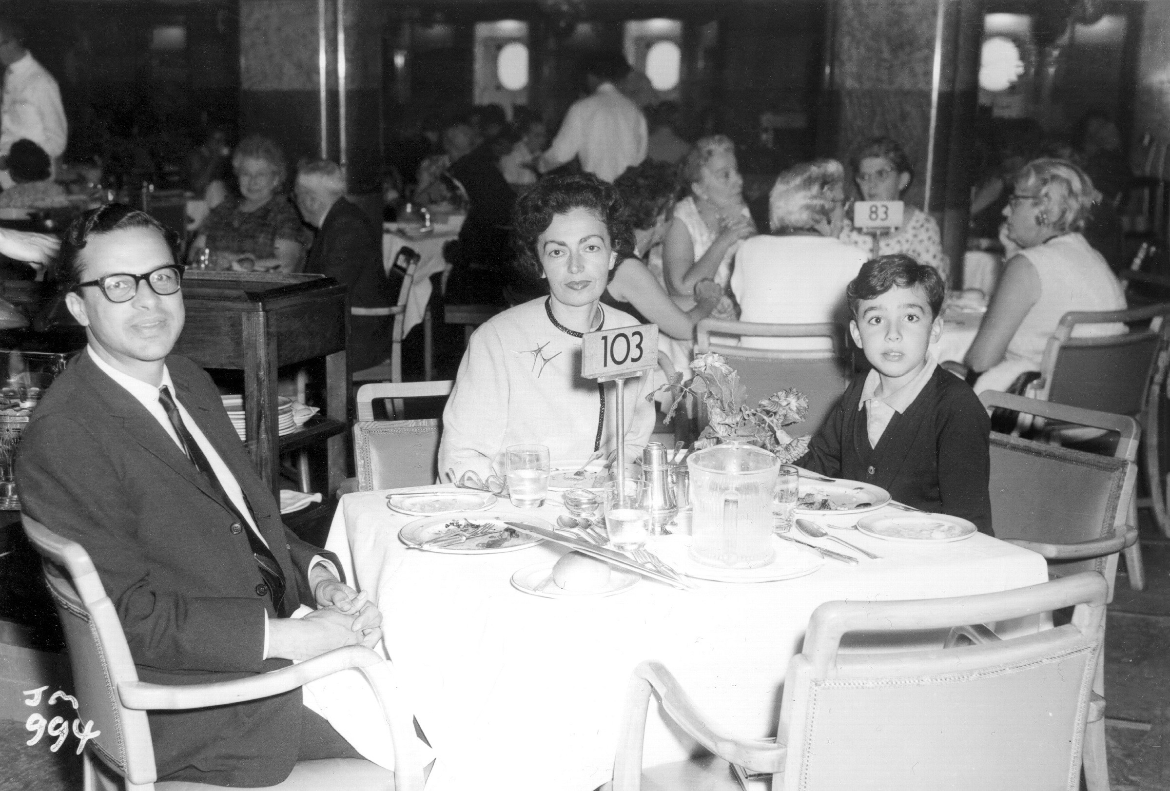 Feza Gürsey together with Yusuf and his wife, Suha (Pamir), travelling to the U.S. by ship